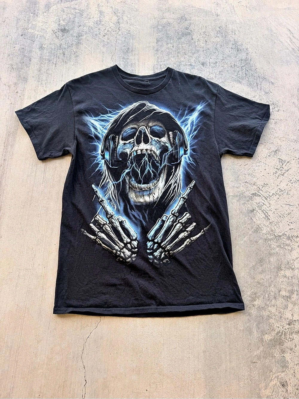 Vintage Fruit of the Loom Electric Reaper Skull Graphic Tee Men's Black & Blue S